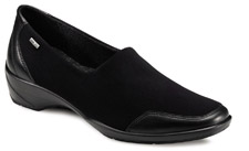 Ecco shine shoes