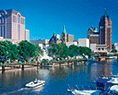 Milwaukee skyline thumb